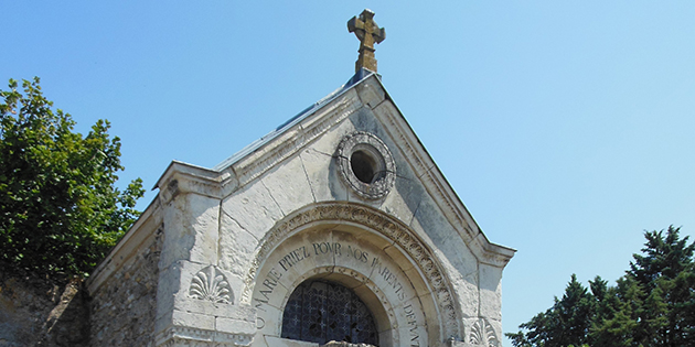 La chapelle funéraire de Pierre Plauche Beaucaire, curé de Saint-Barnard