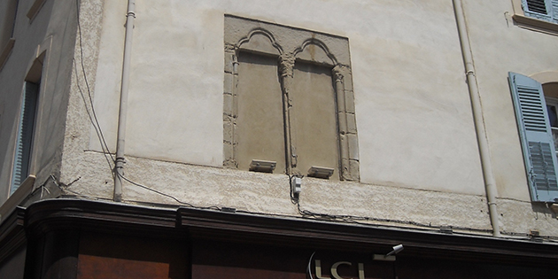 La fenêtre "Renaissance" du Crédit Lyonnais (LCL), place Maurice Faure