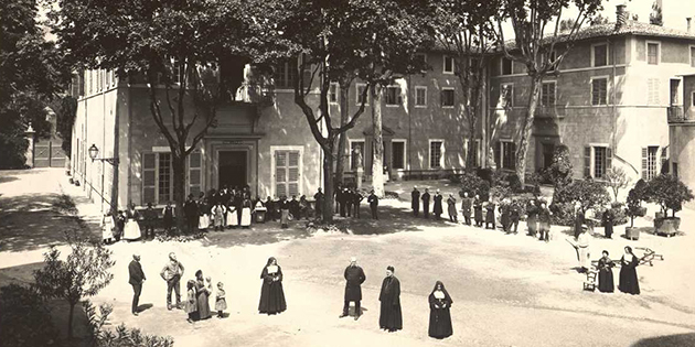 29 septembre 1906, les religieuses du Saint-Sacrement quittent l'hôpital de Romans