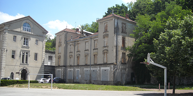 Démolition de la maison du Directeur de l'ancien hôpital Hôtel-Dieu