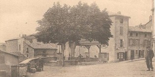 Le lavoir public de la place de la Pavigne