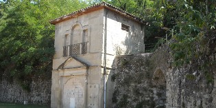 La chapelle du “Repos de Marie” du XVIè siècle ? Un dépôt des morts construit en 1811 !