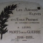 La plaque commémorative du lycée du Dauphiné