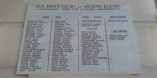 La plaque commémorative du lycée Triboulet