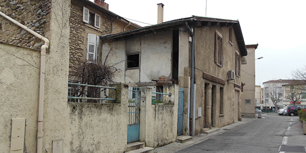 A l'angle de la rue du Refuge et de la Petite rue Neuve, en 1853