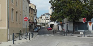 La rue et la place Sabaton