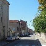 La rue et le lycée Bouvet
